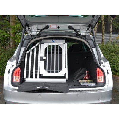 Opel Insignia Hundebox Transportbox De Hundeboxen Fur Alle Hunde